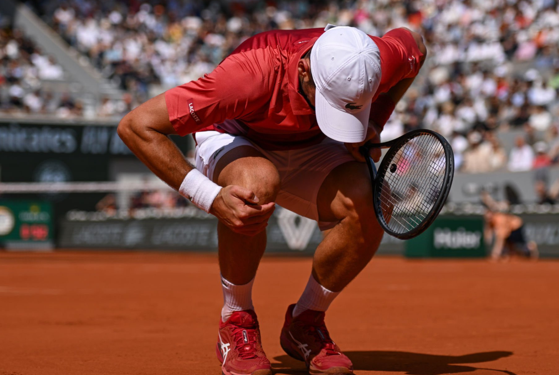 开云体育下载APP-德约科维奇新星表现优异表现突出，FPX前途光明！全场沸腾不已